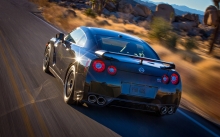        Nissan GT-R Track Edition